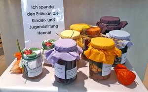 Selbstgemachte Marmeladen für die KiJu Hennef - jetzt bei Optik Frohn!