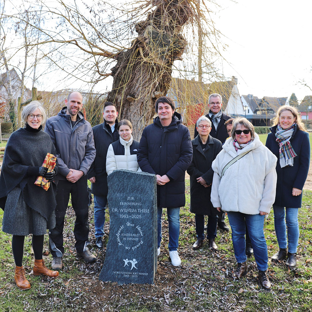 Enthüllung des Gedenksteins für Dr. Wilhelm Thiele in Hennef