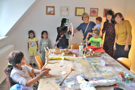 Ausstellung der Kunststärkungsgruppen im Kunstraum Courage