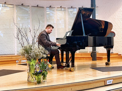 Hennef zeigt Herz: "Klavier um vier" in der Meys Fabrik
